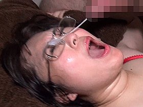 完熟ムチムチのくせにブリっ子なアニメ声おばさん 絶倫チ●ポで突きまくられ理性ぶっ飛び獣アクメ！　サンプル画像09